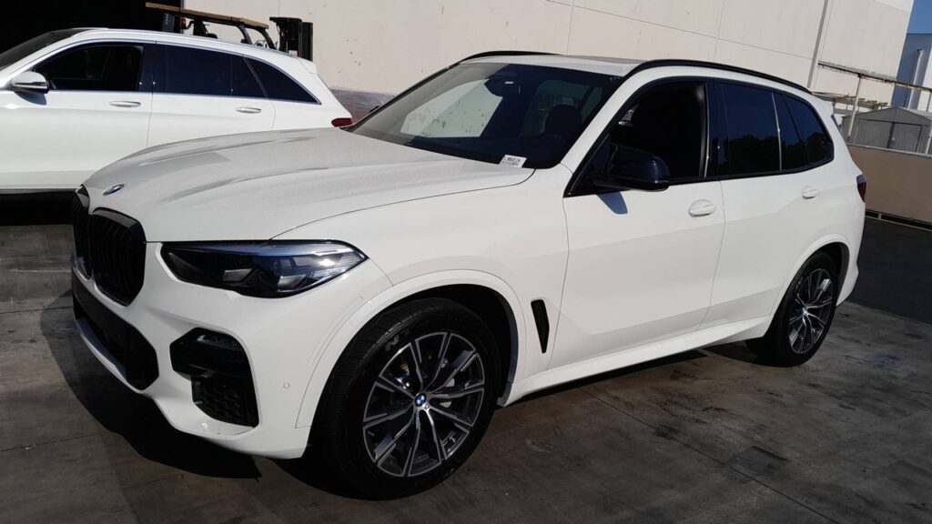 華僑留學生自用車BMW X5從美國運車到台灣服務推薦Car2TW國際海運公司