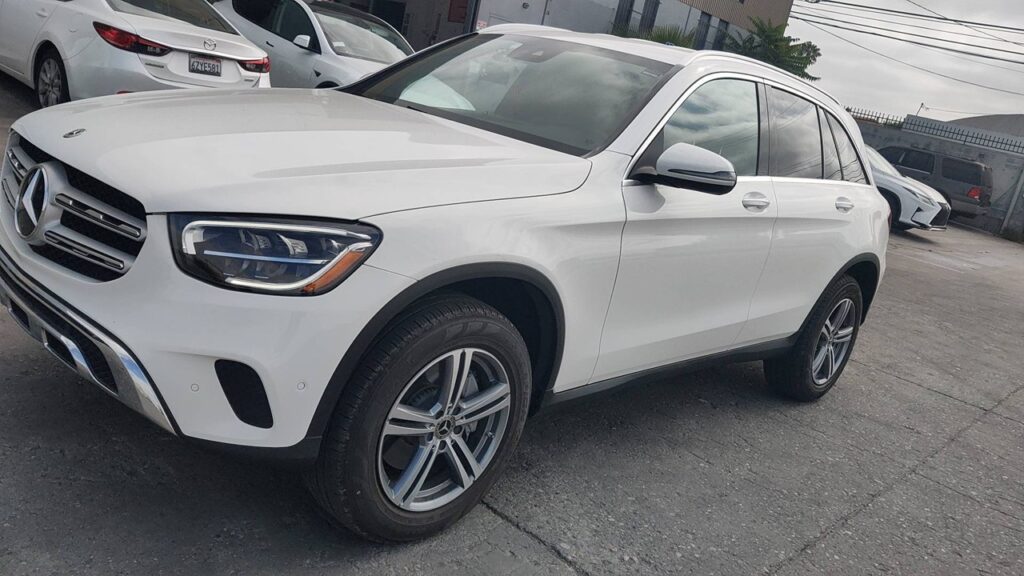 華僑留學生自用車賓士GLC300從美國運車到台灣服務推薦Car2TW國際海運公司